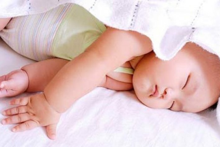 10 Sai Lầm Của Các mẹ Khi Cho Con Ngủ