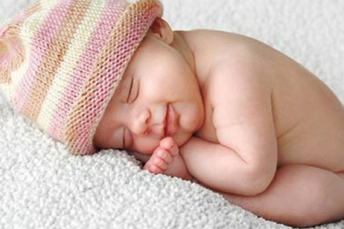 12 Mẹo Dỗ Trẻ Sơ Sinh Ngủ Cực Nhanh