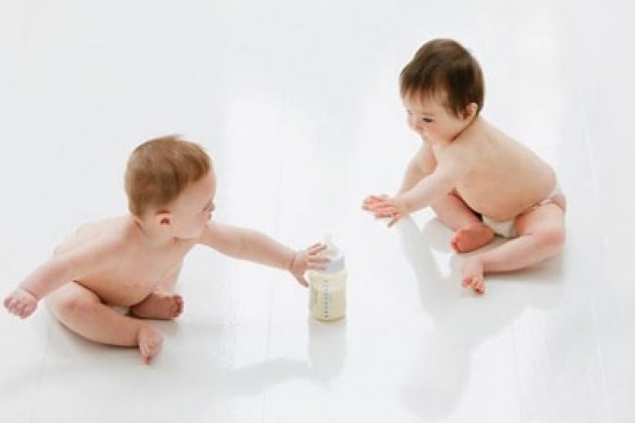 Trẻ Cần Uống Bao Nhiêu Sữa Mỗi Ngày Là Đủ ?
